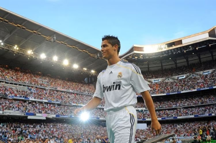 Record-Breaking Move to Real Madrid
