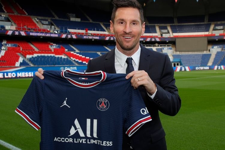 Move to Paris Saint-Germain (PSG)