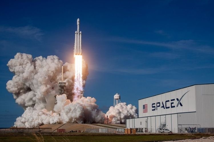 SpaceX: Reaching for the Stars
